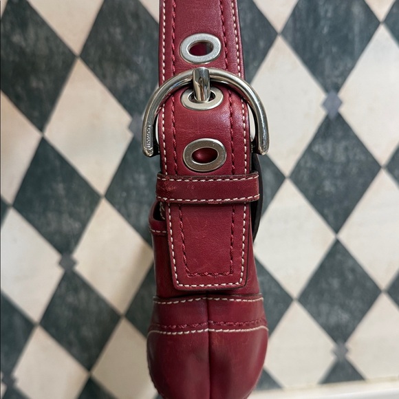 Coach Red Leather Soho Buckle y2k Shoulder Bag f10909 - Picture 3 of 5